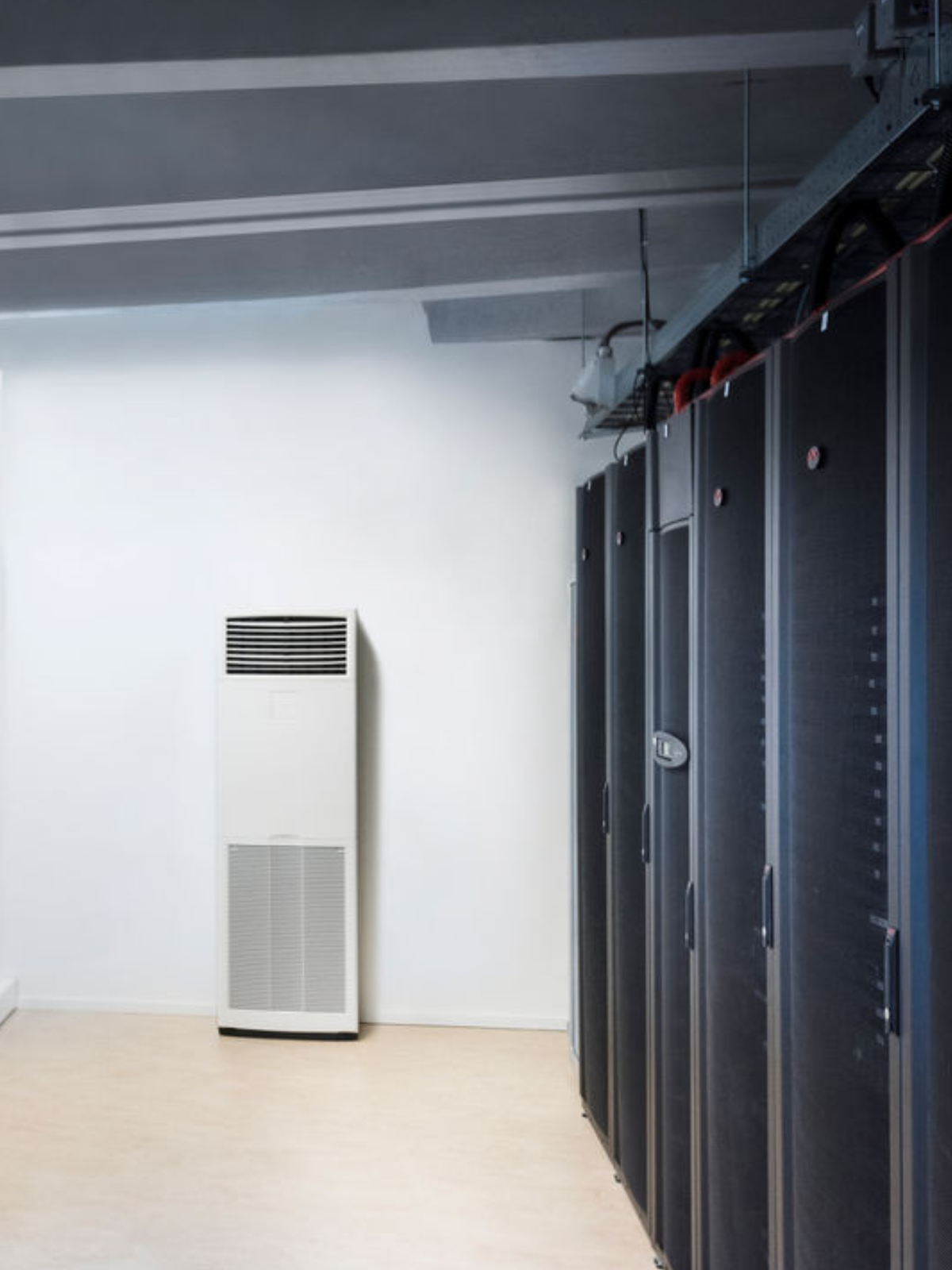 DAIKIN Sky Air stĺpová jednotka Biela FVA140A